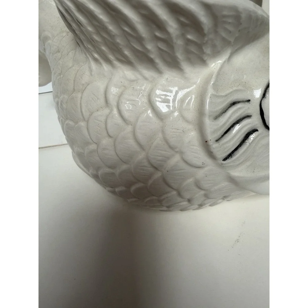 Vintage Ceramic White Fish Planter Pair Graduated Sizes MCM Koi Anthropomorphic - Picture 6 of 12